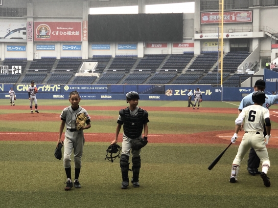 高校野球千葉大会準決勝で赤坂兄弟始球式！